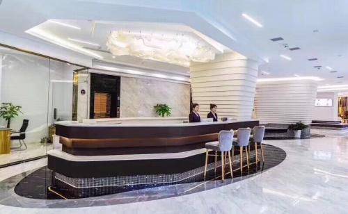 前台照